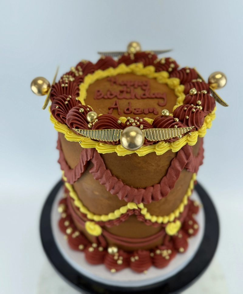 Brown, Yellow & Red W/ Pearls - Round Vintage Cake
